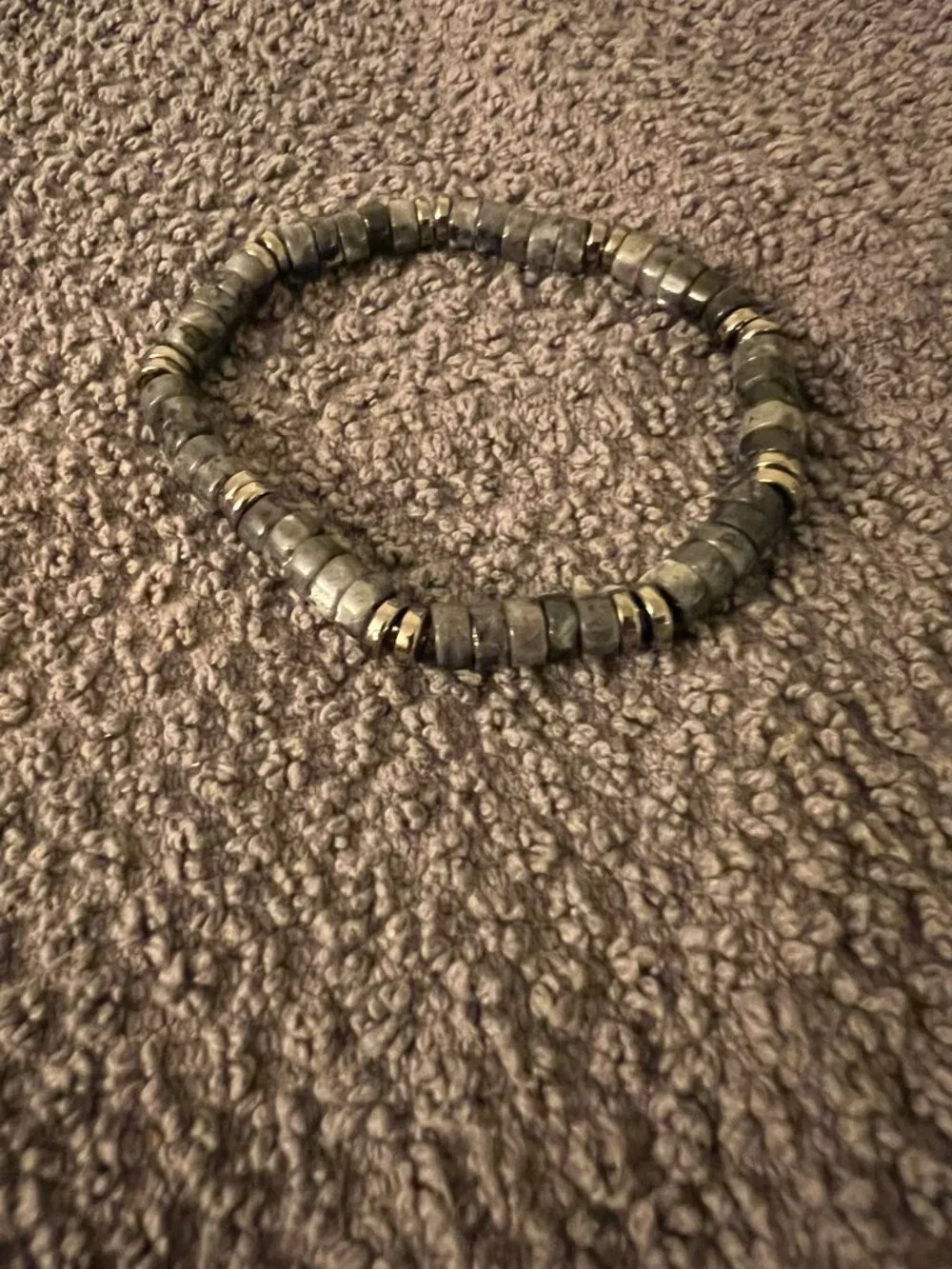 Designs by Forte Men’s Gray Labradorite Stretch Bracelet